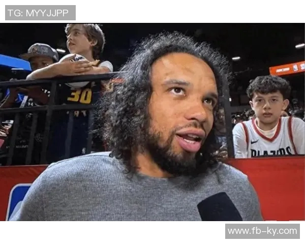 防守悍将争锋相对狄龙首节高效得分墨菲三分火力全开